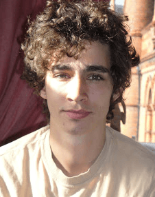 Robert Sheehan